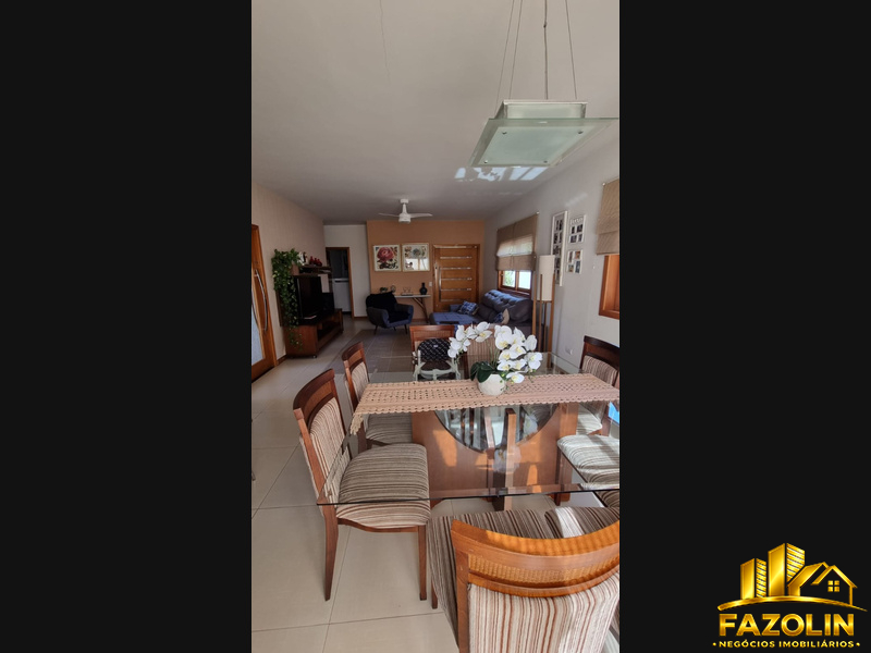 CASA À VENDA | AVENIDA GOIÂNIA | UMUARAMA/PR