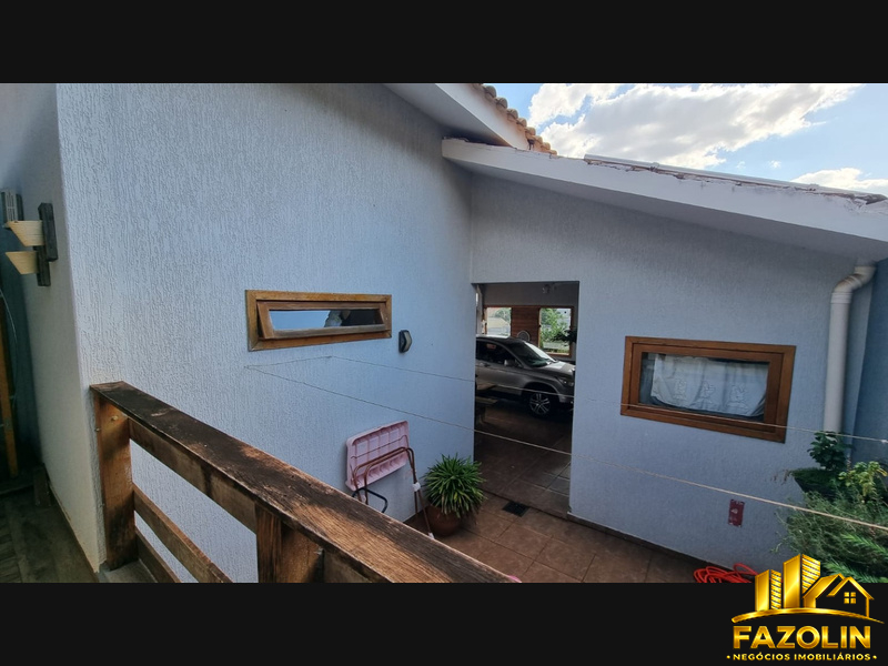 CASA À VENDA | AVENIDA GOIÂNIA | UMUARAMA/PR