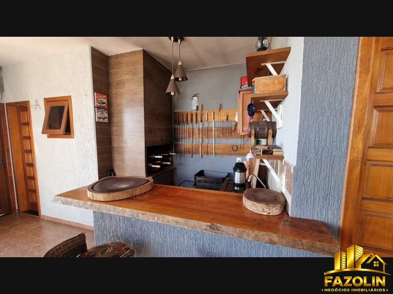 CASA À VENDA | AVENIDA GOIÂNIA | UMUARAMA/PR